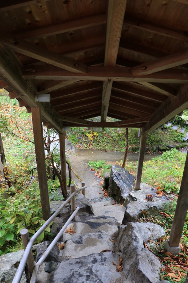 大丸あすなろ荘 露天風呂 入口 二岐温泉 天栄村 秘湯