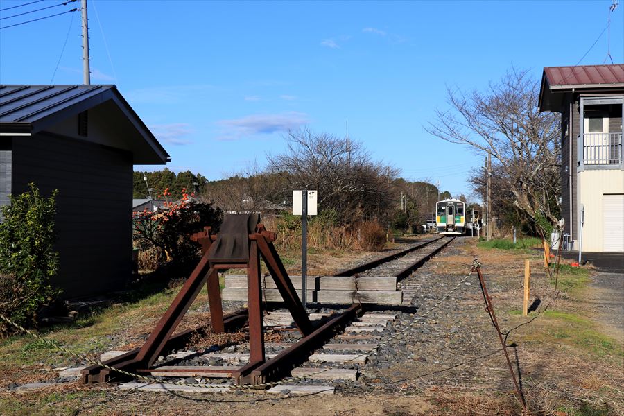上総亀山駅 終端部 車止め 久留里線 廃止区間