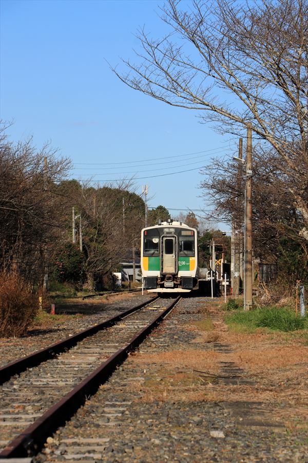 上総亀山駅 終端部 キハE130 気動車 久留里線 廃止区間