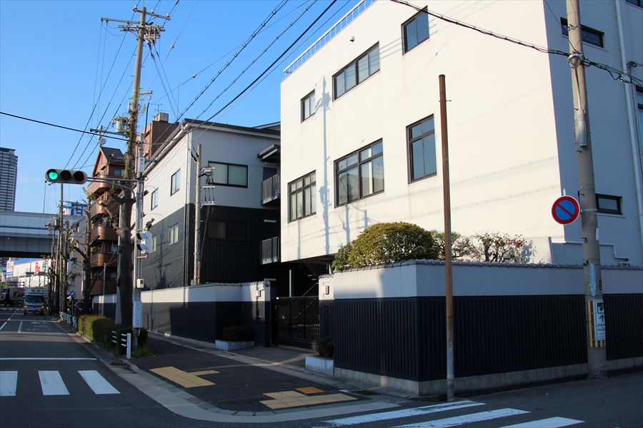 剣菱酒造 外観 酒蔵 黒松剣菱 神戸市 東灘区