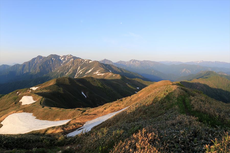 七ツ小屋山 展望 谷川岳 谷川連峰 馬蹄形 縦走