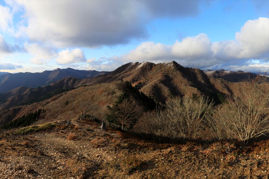 赤倉山 千石山 展望 台高山脈 登山