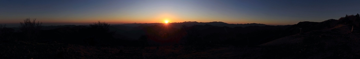 マブシ嶺 山頂 日没 大峰山 尾鷲道 台高山脈