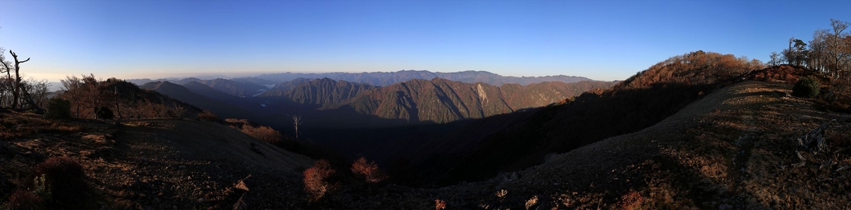 地倉山 展望 パノラマ 山頂手前 尾鷲道 台高山脈
