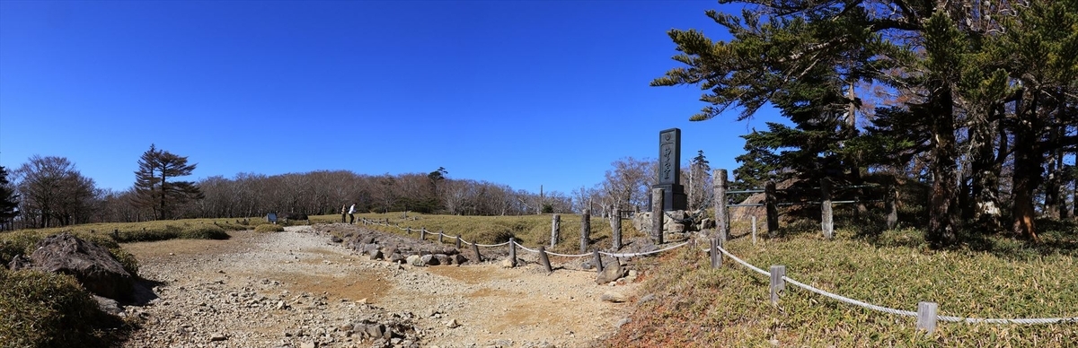 牛石ヶ原 広場 石碑 台高山脈 大台ヶ原
