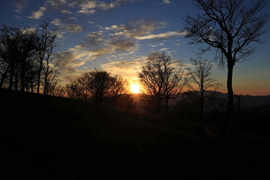 大和岳 三津河落山 日没 夕日 台高山脈 大台ヶ原
