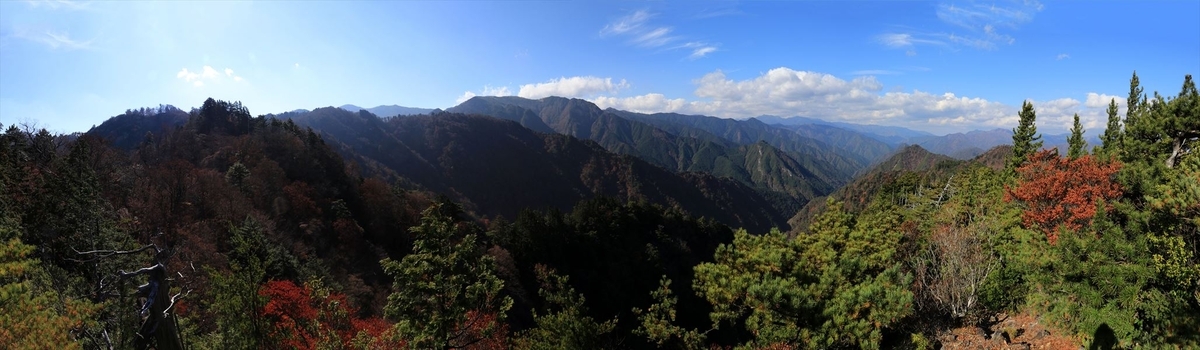 御座嵓 山頂 展望 台高山脈
