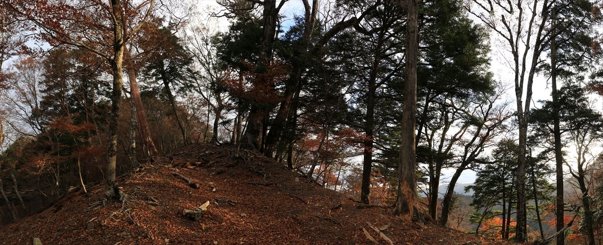 三之公雨量観測所 湯谷ノ頭 広い尾根 平坦 台高山脈