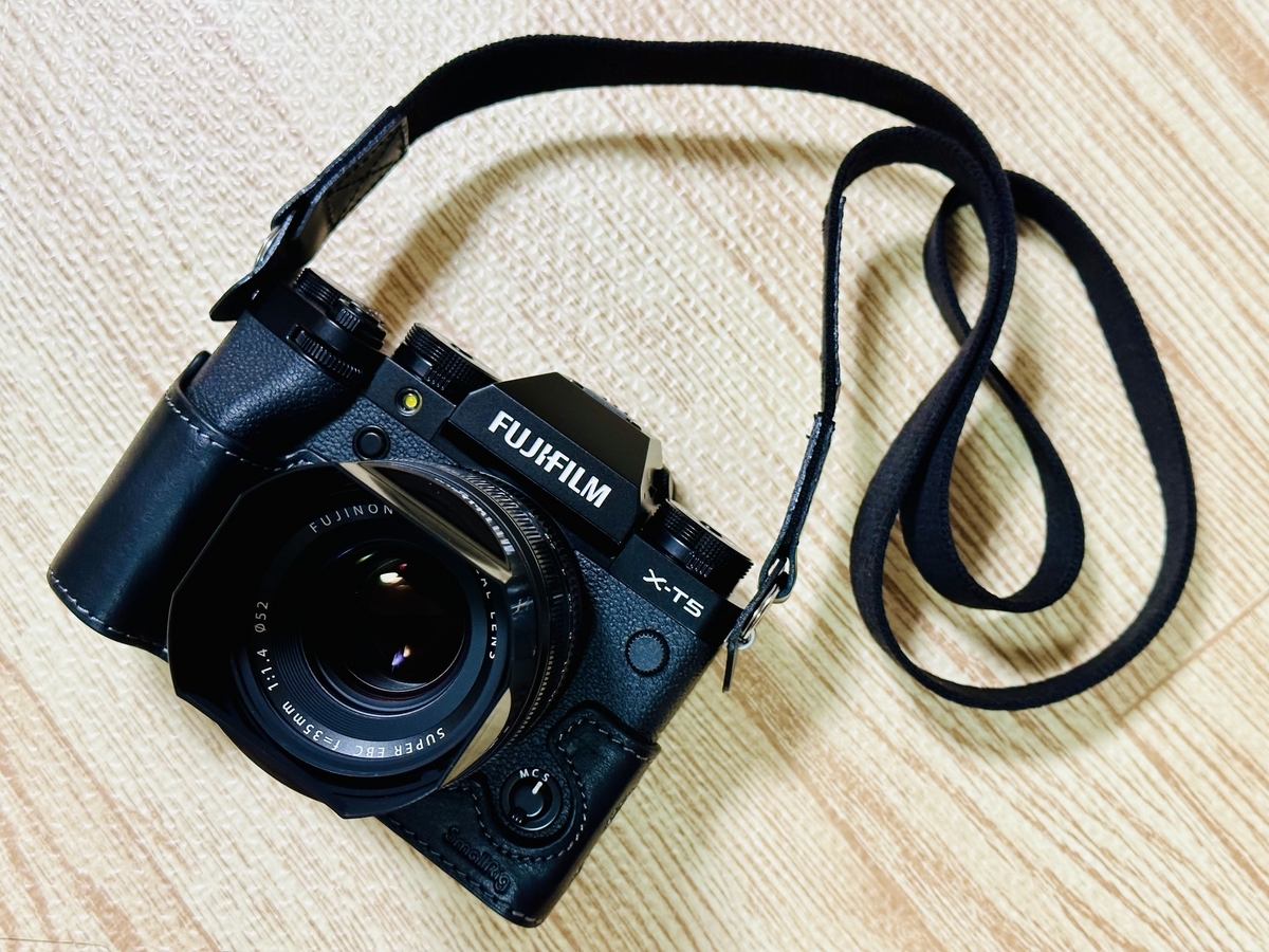 Fujifilm X-T5 + 単焦点、ズームレンズセット 富士フイルム