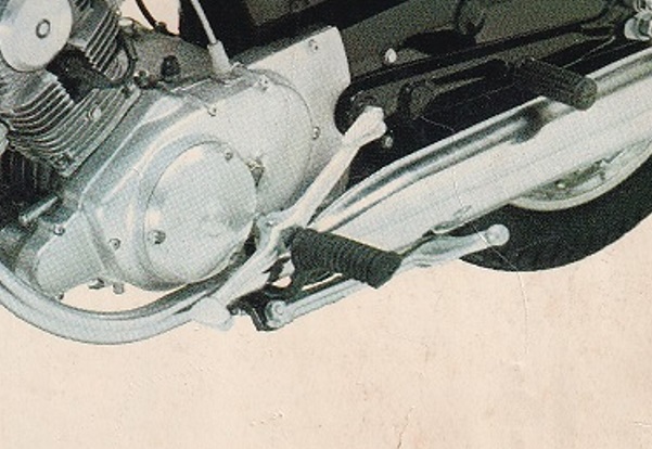 前期と後期 その2 - ホンダ ベンリィCD125(初期型)の記録