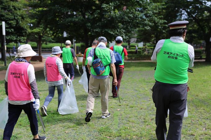 芝浦アイランドクリーンコミュニティに参加する人々 芝浦アイランドクリーンコミュニティに参加する人々