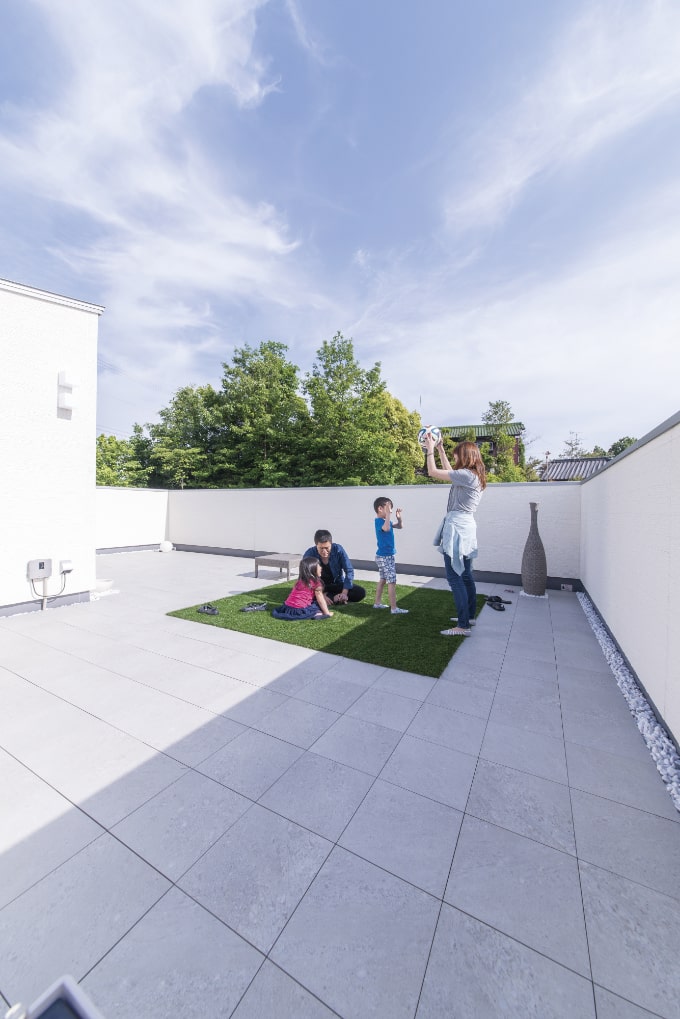 屋上のある家のメリット デメリット 後悔しないためのポイントとは My Home Story スーモカウンター注文住宅
