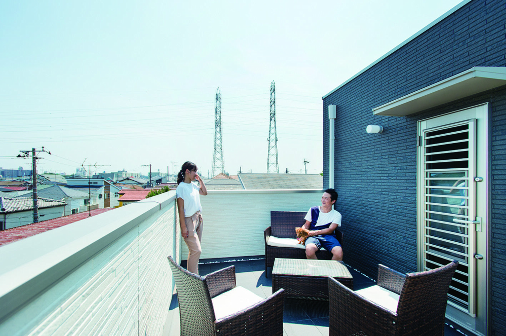 屋上のある家のメリット デメリット 後悔しないためのポイントとは My Home Story スーモカウンター注文住宅