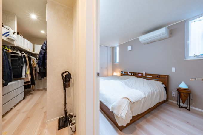回遊動線にこだわった寝室/注文住宅実例