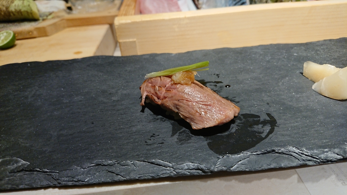 f:id:Sakai1600:20200110225358j:plain f:id:Sakai1600:20200110225358j:plain