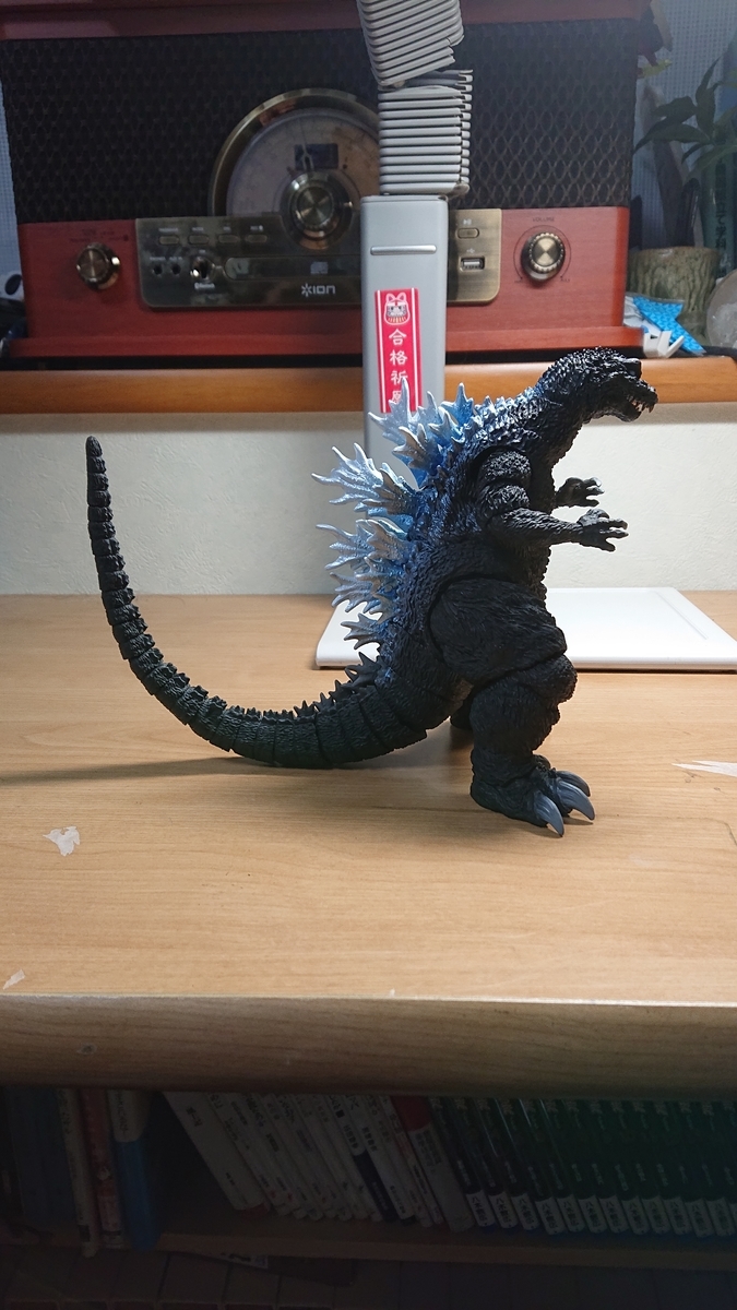 S.H Monster Arts ゴジラ（2001）放射熱線Ｖｅｒ． ゴジラ」放射熱線を放つ！ 迫力満点の姿がフィギュアになって
