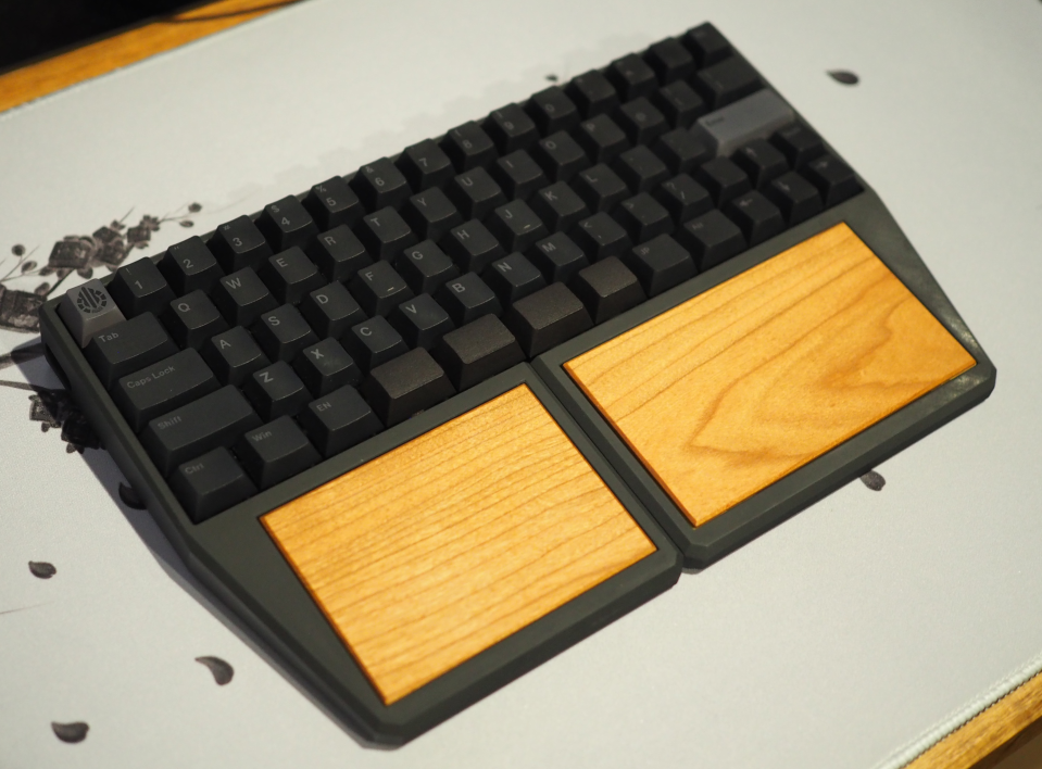Guide68 自作キーボード 左右分割 左右分割キーボードキット「Guide68」｜Keeb-On!