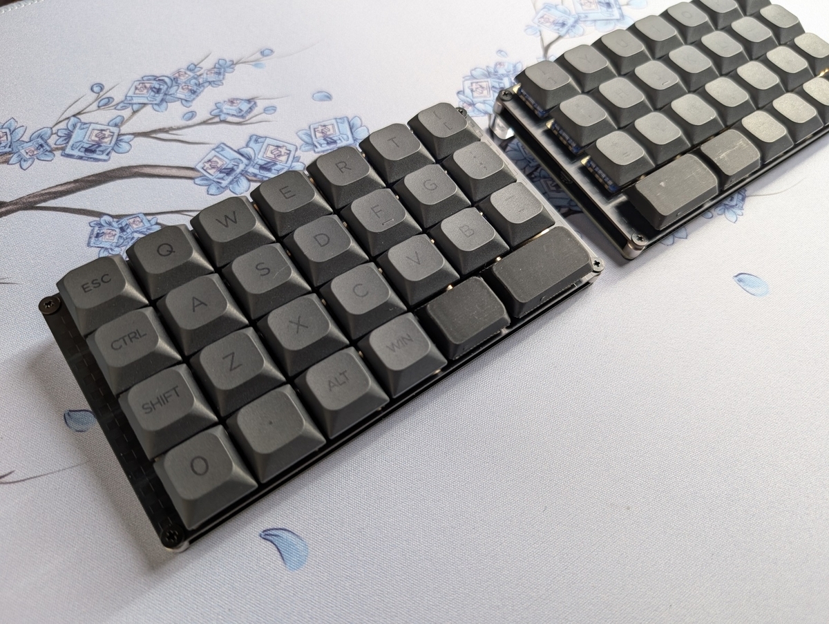 conductor 分割キーボード　狭ピッチ40％オーソリニア conductor 分割キーボード 狭ピッチ40％オーソリニア conductor