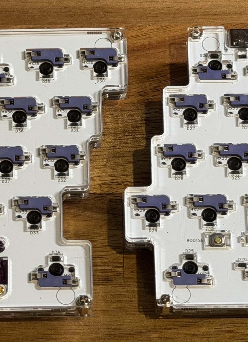 自作キーボードキット『InSixtyMXネジレスケース』ビルドガイド - 自作