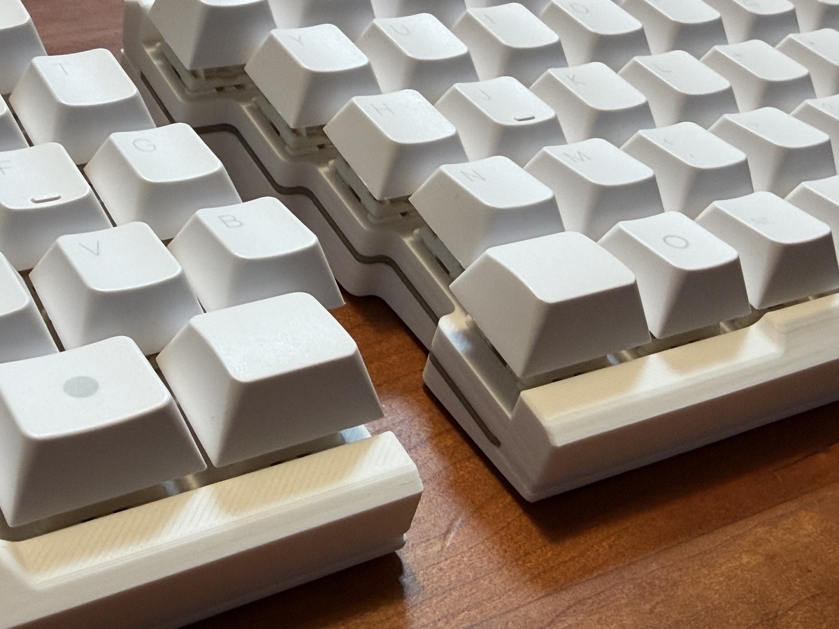 自作キーボードキット『InSixtyMXネジレスケース』ビルドガイド - 自作