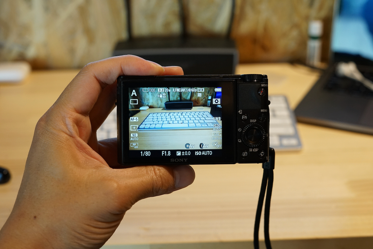 SONY RX100IV(DSC-RX100M4)液晶の簡単DIY修理 - Sangi's diary