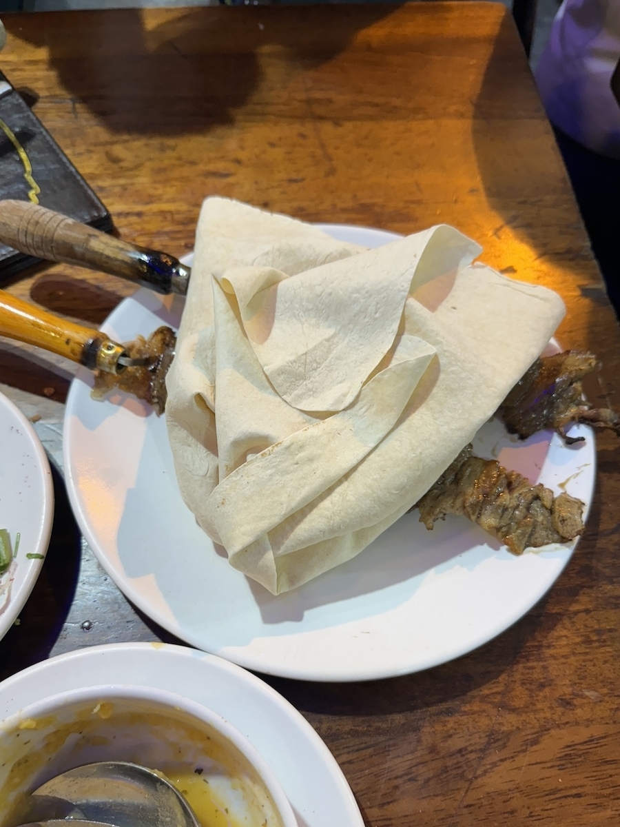 イスタンブールで史上最高のケバブ｜シルケジでジャーケバブ「Şehzade