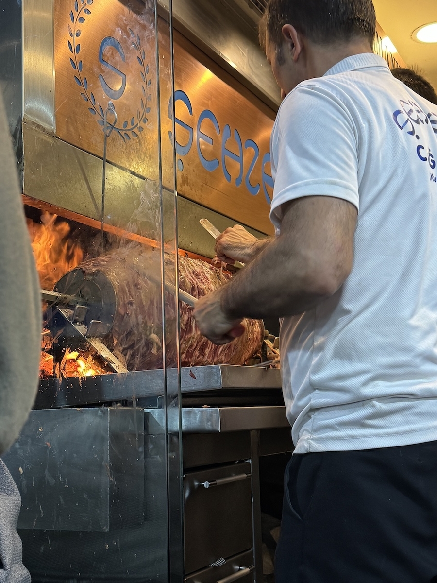 イスタンブールで史上最高のケバブ｜シルケジでジャーケバブ「Şehzade