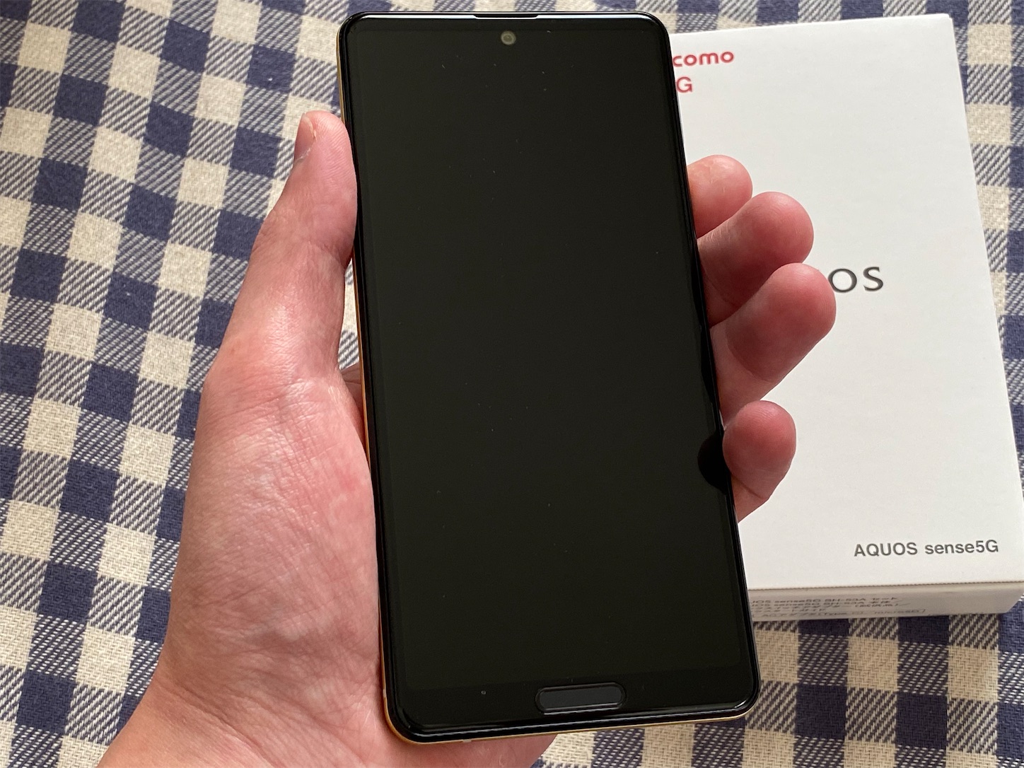ドコモオンラインショップで白ロムのAQUOS Sense5Gを購入しました