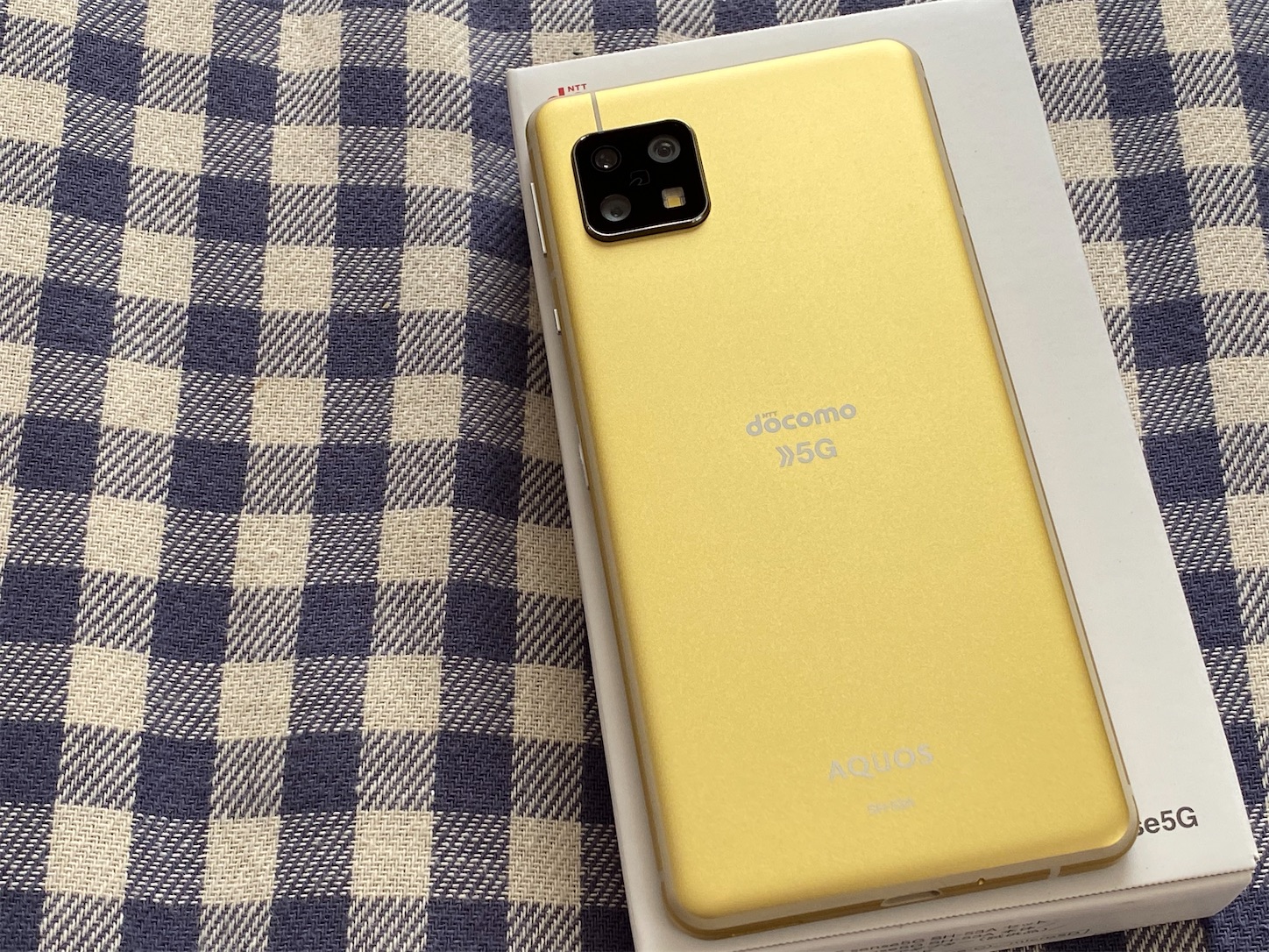 山田様、AQUOS Sense5Gライトカッパー DOCOMO 白ロム Amazon | SIMフリー docomo AQUOS sense5G SH-53A [ライトカッパー