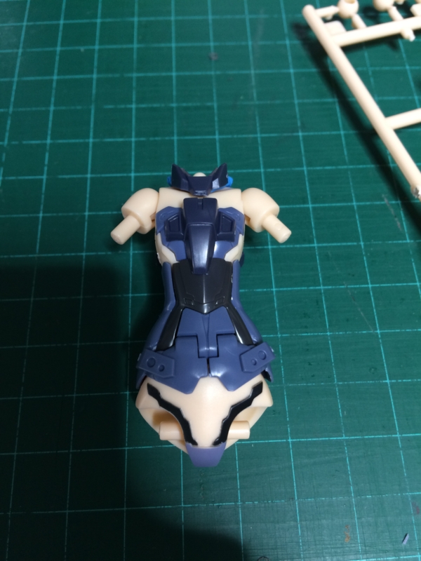 胴体を組み立てたところ