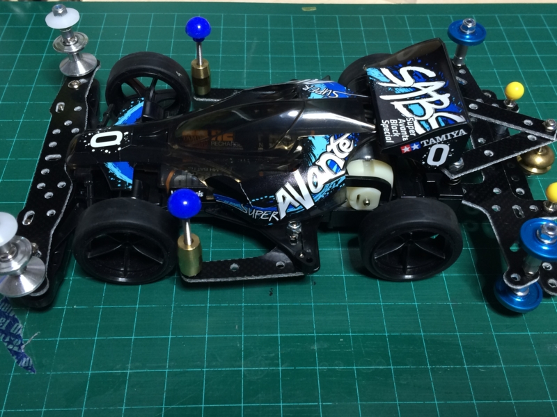 スーパーアバンテブラックスペシャルできました。横から。