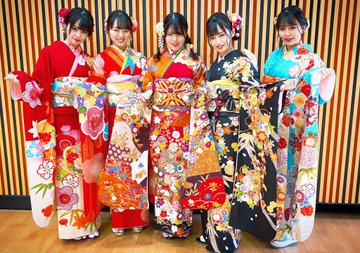 Akb48グループ成人式 東京 神田明神に42名が参加 せとうちdiary Akb48グループ成人式 東京 神田明神に42名が参加 せとうちdiary
