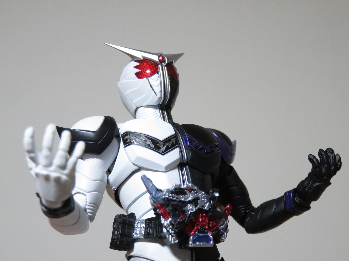 S.H.Figuarts（真骨彫製法） 仮面ライダーW ファングジョーカー（風都