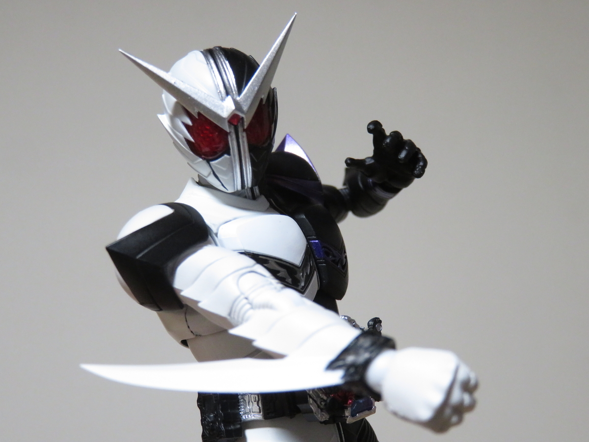 S.H.Figuarts（真骨彫製法） 仮面ライダーW ファングジョーカー