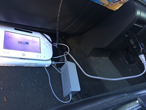 子連れ帰省や旅行は 車内でwiiuをプレイ で解決 しじみログ