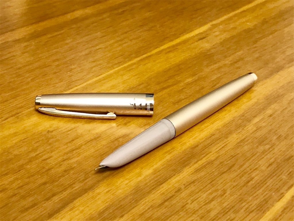 万年筆 白 モンブラン 万年筆 白 最安値 美品 モンブラン 149 14K