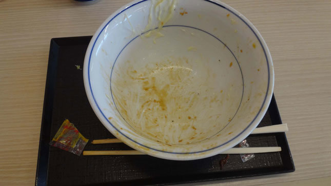 黒胡椒から揚げとチキンカツの合い盛り丼