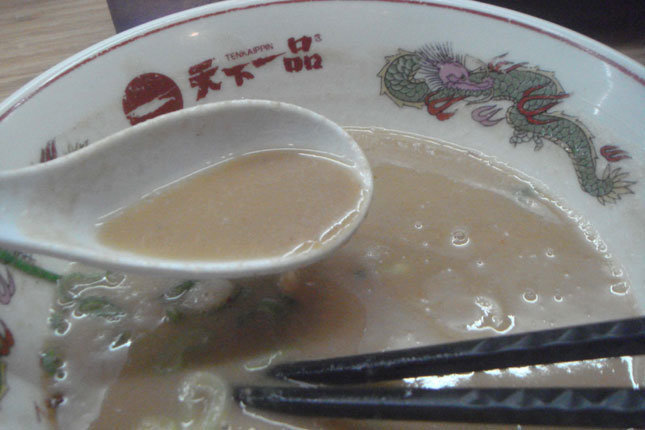 天下一品 濃厚な豚骨スープ