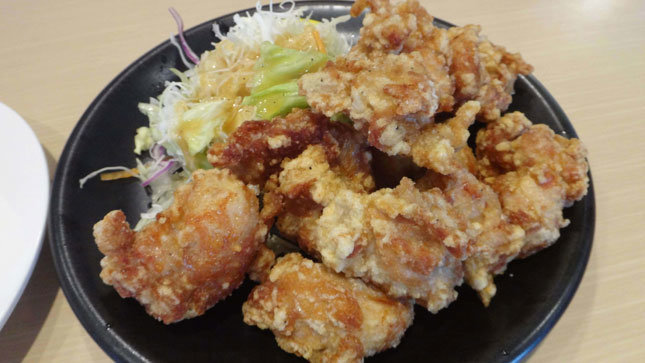 おいしそうな唐揚げが10個