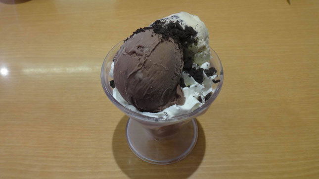 ザクッとクッキー＆クリームパフェ