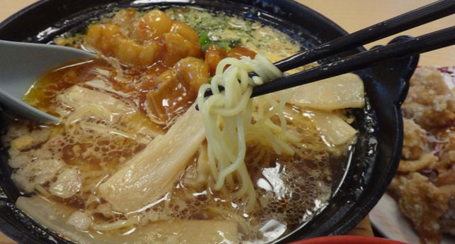 ジョイフル 鉄鍋ホルモンラーメン