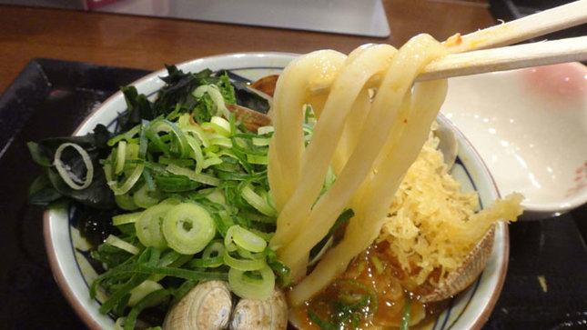 丸亀製麺 辛辛あさりうどん