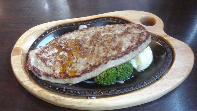 びっくりドンキー ガリバーバーグステーキ