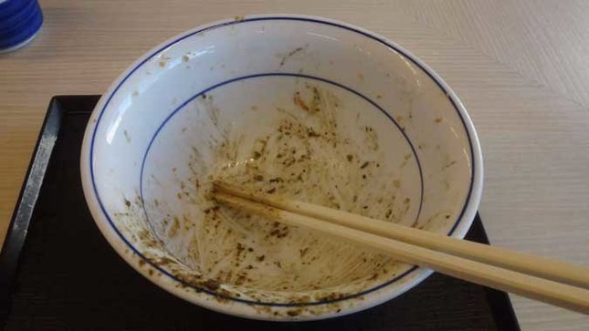 黒胡麻担々チキンカツ丼 完食