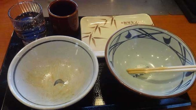 丸亀製麺　牡蠣たまあんかけうどん＆野菜かき揚げ天丼　完食