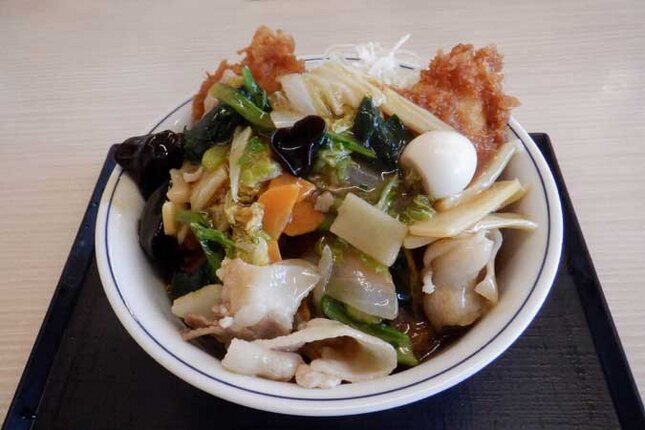 タレカツとうま煮の合い盛り丼