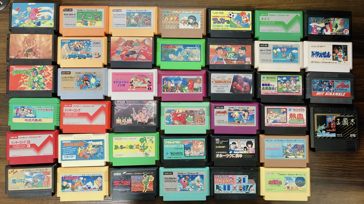 ファミコンのカセット