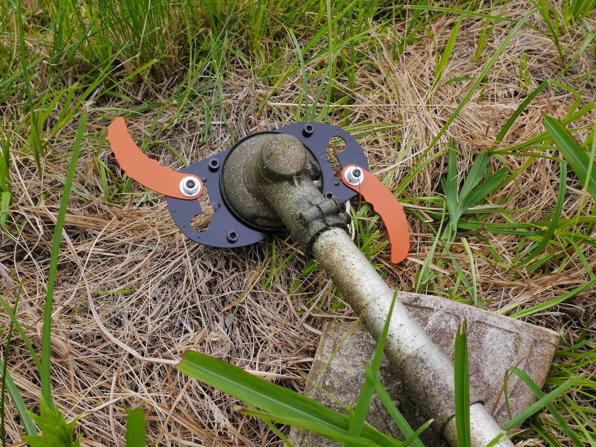 草刈りの新戦力になるか？ 丸山 「ツインブレード旋風」を試す