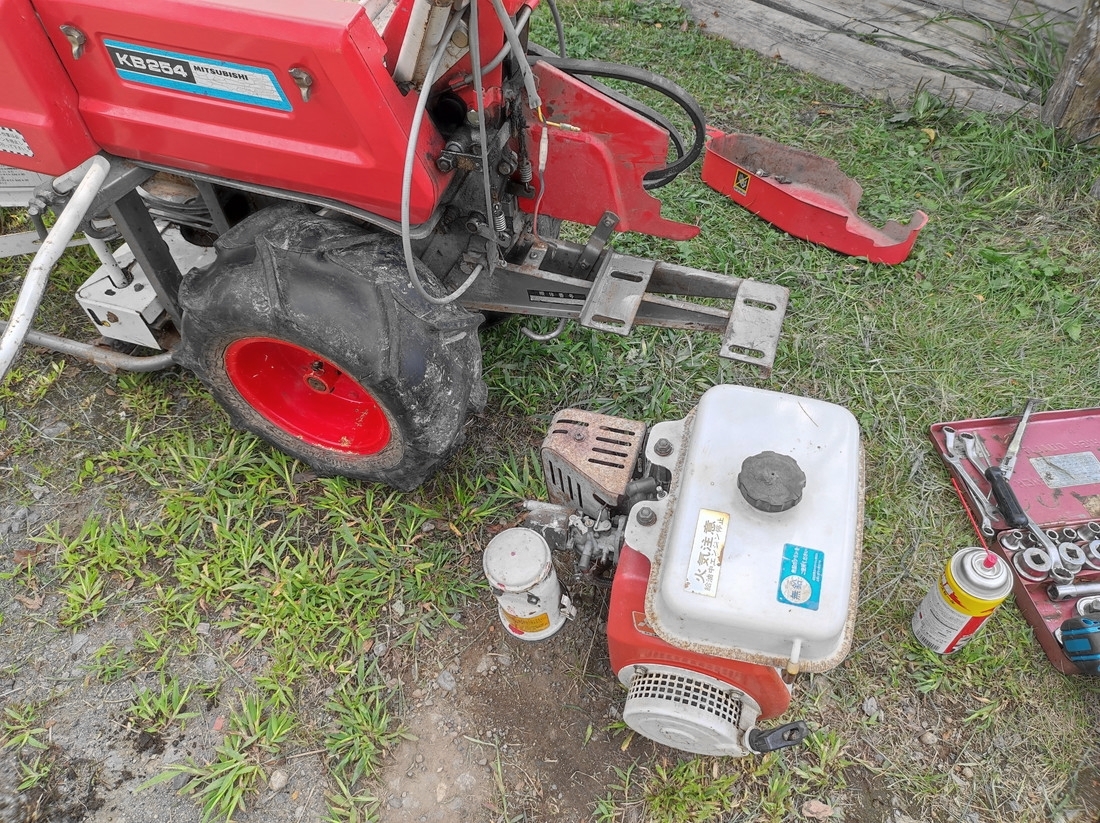 燃料漏れ修理完）バインダー 1条稲刈り機