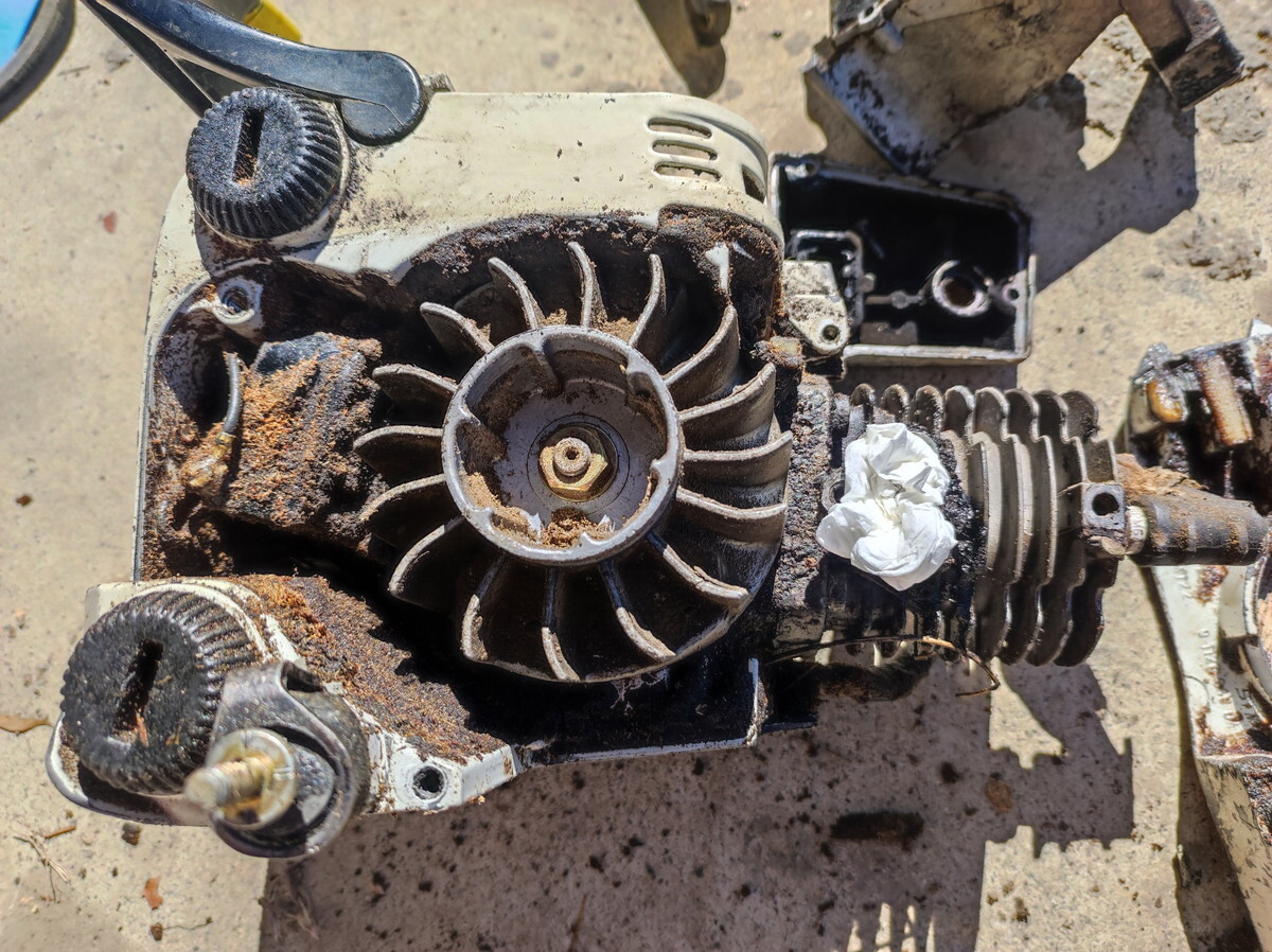 STIHL 011AVT ジャンクチェーンソー修理 分解清掃まで - Shioika Blog